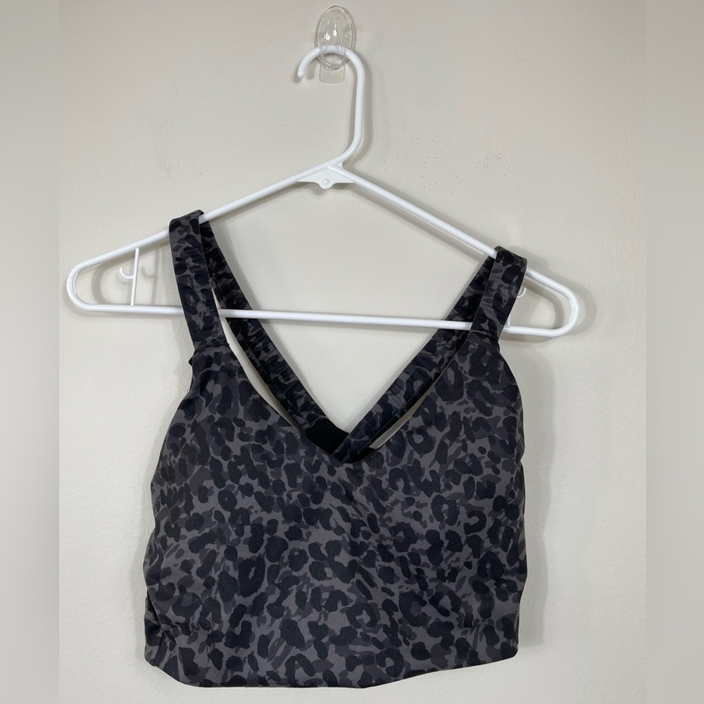 Women’s GapFit Black and Gray Sports Bras Size M
